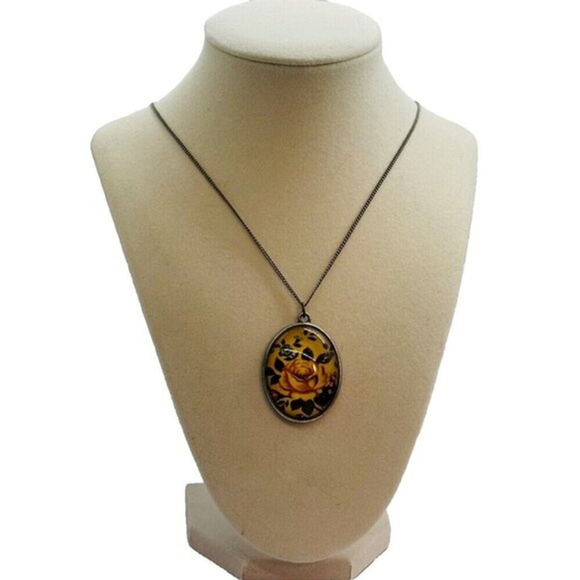 Vintage Yellow Rose Oval Pendant Necklace 22" - Picture 2 of 5